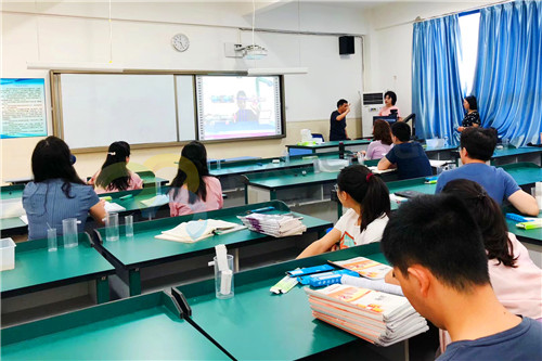 廣東省深圳中學龍崗初級中學.jpg